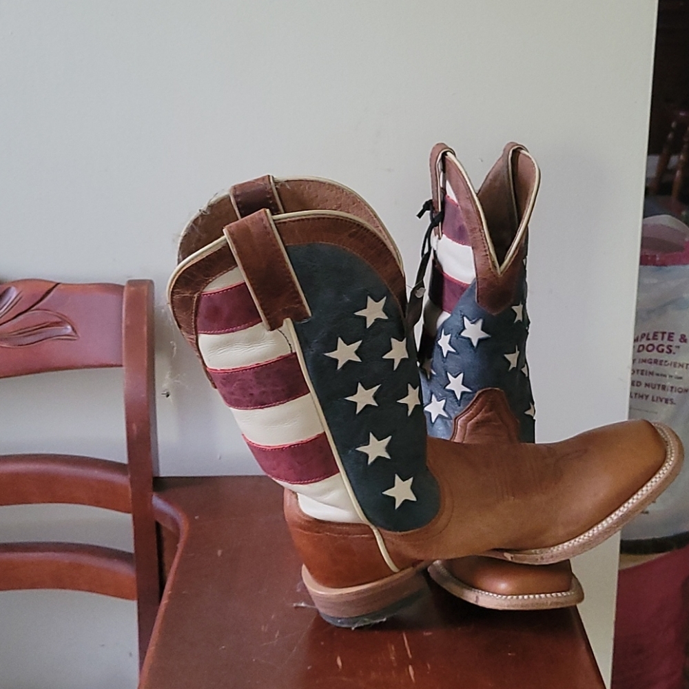 Lady's cowboy